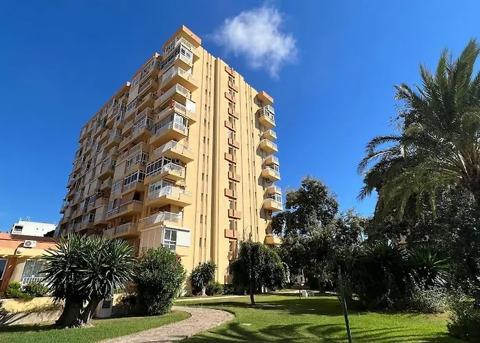Estudio Aguila Con Vistas Al Mar