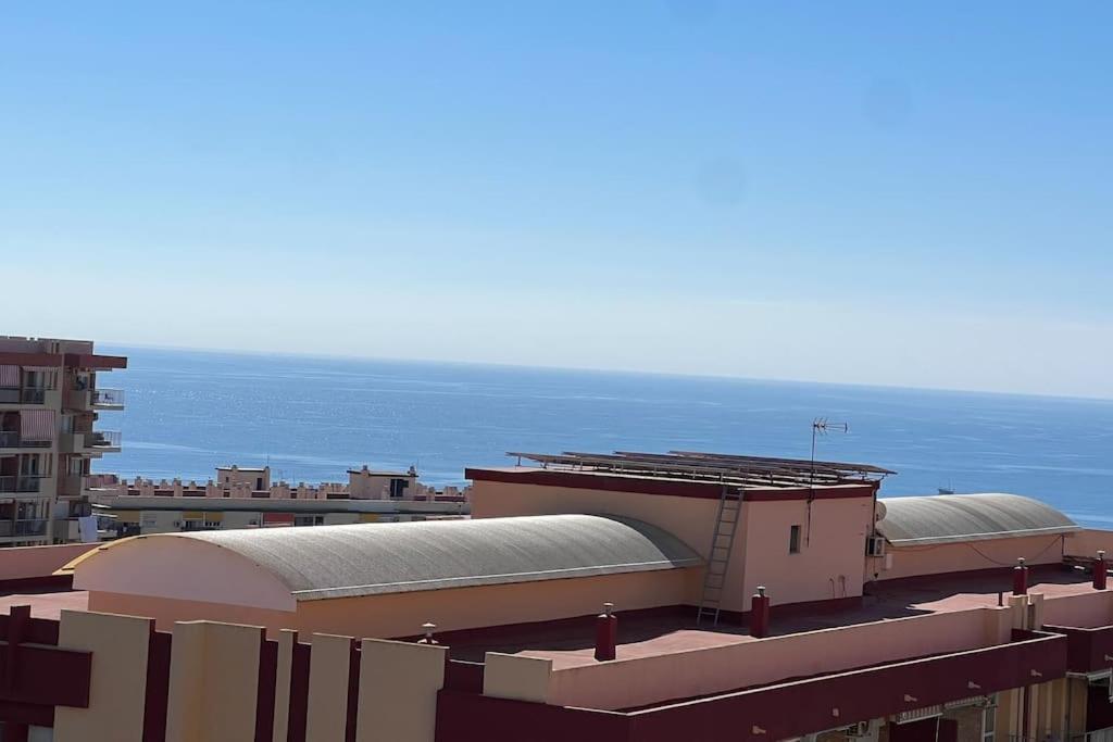 Estudio Aguila Con Vistas Al Mar